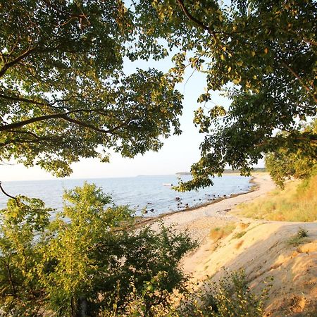 Mit Meerblick Und Balkon, Gratis Nutzung Vom Ahoi Erlebnisbad Und Sauna In Sellin - Meeresblick Fewo 48 Гьорен Екстериор снимка