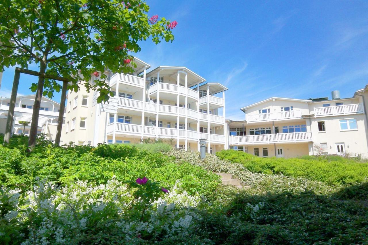 Mit Meerblick Und Balkon, Gratis Nutzung Vom Ahoi Erlebnisbad Und Sauna In Sellin - Meeresblick Fewo 48 Гьорен Екстериор снимка