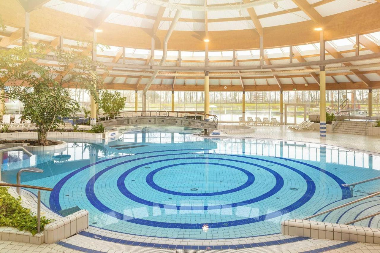 Mit Meerblick Und Balkon, Gratis Nutzung Vom Ahoi Erlebnisbad Und Sauna In Sellin - Meeresblick Fewo 48 Гьорен Екстериор снимка