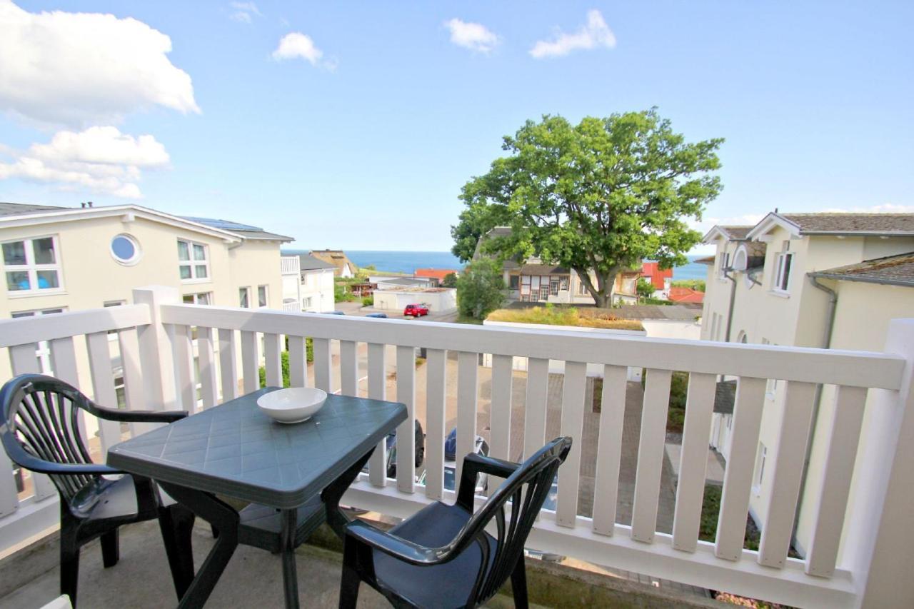 Mit Meerblick Und Balkon, Gratis Nutzung Vom Ahoi Erlebnisbad Und Sauna In Sellin - Meeresblick Fewo 48 Гьорен Екстериор снимка