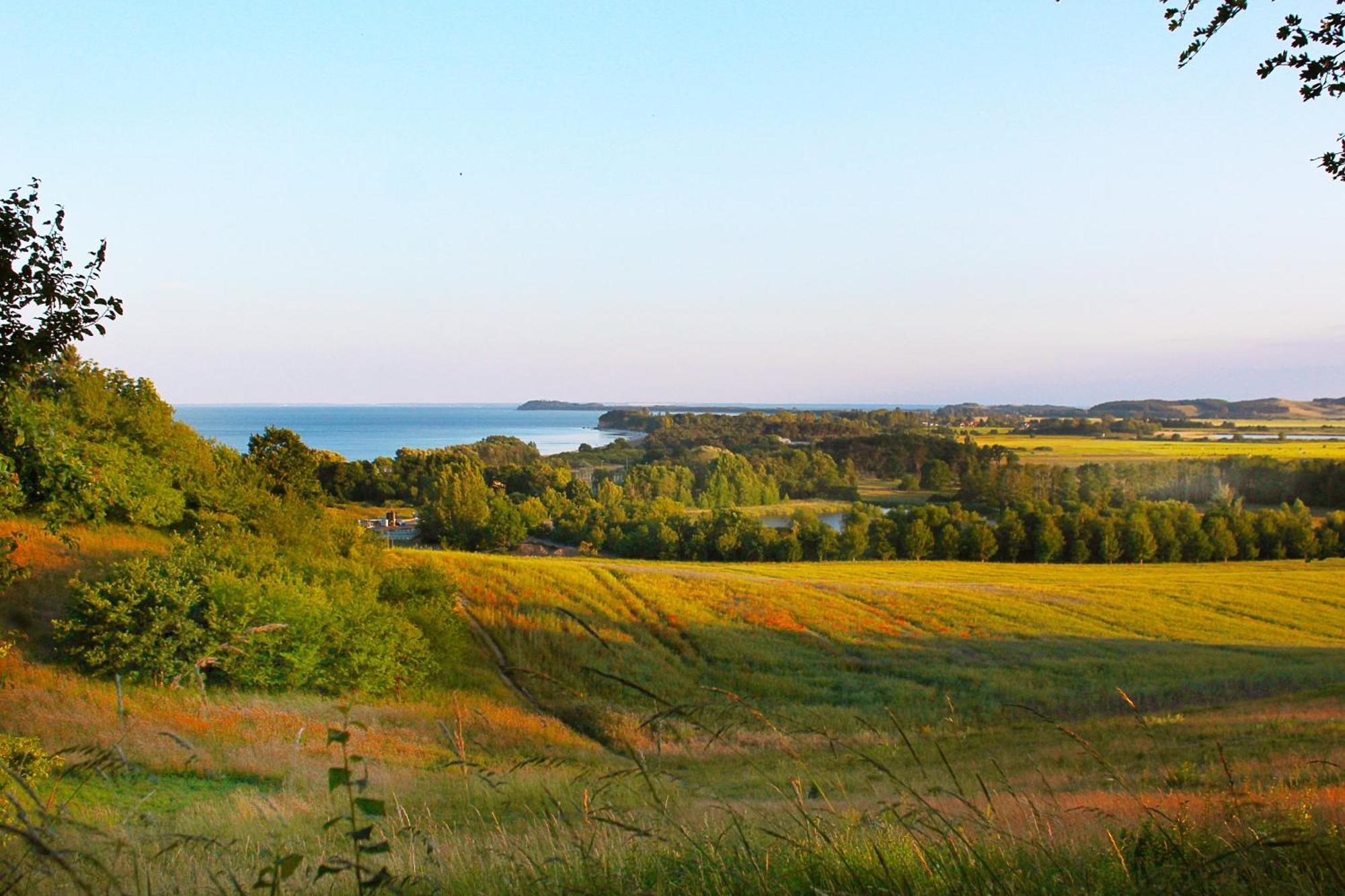 Mit Meerblick Und Balkon, Gratis Nutzung Vom Ahoi Erlebnisbad Und Sauna In Sellin - Meeresblick Fewo 48 Гьорен Екстериор снимка